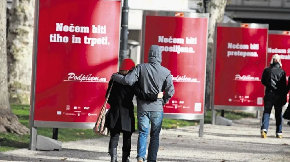 Sodni epilog posilstva s portoroške plaže potrjuje tudi prakso relativno nizkih kazni, ki jih sodišča izrekajo za posilstva in druga kazniva  dejanja zoper spolno nedotakljivost, čeprav so zagrožene kazni za ta dejanja dokaj visoke.