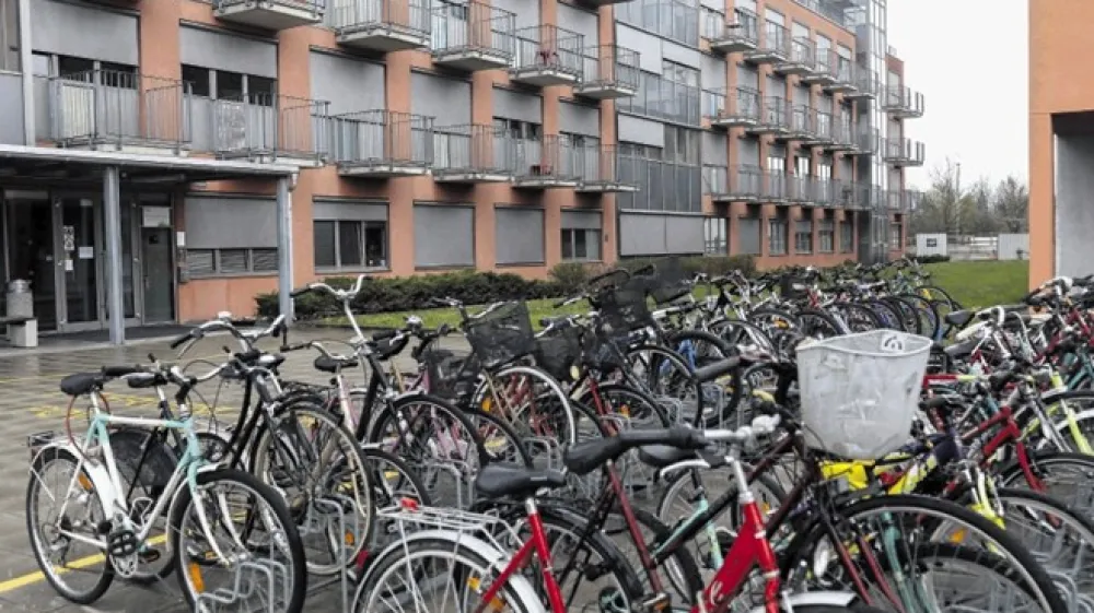 Od včeraj v Domu učencev S&Scaron;TS &Scaron;i&scaron;ka ni več nobenega &scaron;tudenta.