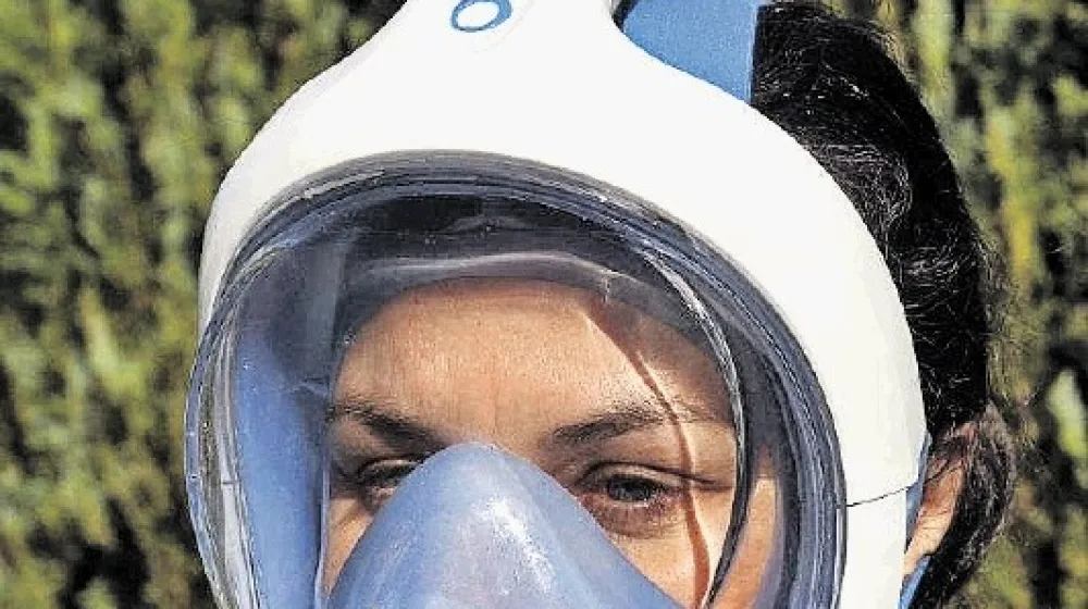 Ustrezno nadgrajena potaplja&scaron;ka maska easybreath dvajsetkrat bolj učinkovito za&scaron;čiti uporabnika kot najbolj&scaron;a maska tipa FFP3.