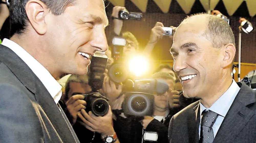 Borut Pahor in Janez Jan&scaron;a, za katera je Milan Kučan v intervjuju v Nedeljskem dnevniku dejal: &raquo;Biv&scaron;a komunista Jan&scaron;a in Pahor pač morata sodelovati!&laquo; Foto: Luka Cjuha