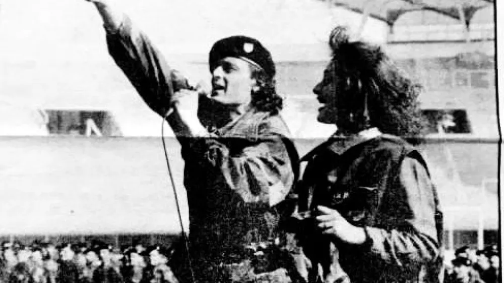 Tak&scaron;ni prizori so bili na koncertih Marka Perkovića - Thompsona nekaj povsem običajnega. Organizator Milan Trol poudarja, da je Thompson povsem spremenil svojo ikonografijo in da zato ni več tveganja, da bi na odru poveličeval usta&scaron;tvo in nacizem.