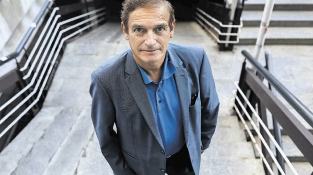 Vlado &Scaron;ajn: V Sloveniji smo s sodniki opravili  že dve tretjini izobraževanja za uvedbo tehnologije VAR, končali pa ga nismo zaradi koronavirusa. To naj bi naredili jeseni. Od NZS je odvisno, kdaj bo uvedla VAR. Upam, da v sezoni 2021/22.