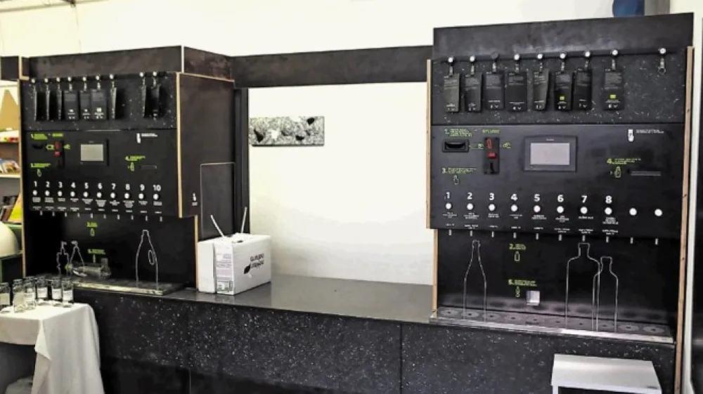 Namesto na tržnici Bert stoji v centru ponovne uporabe na Pov&scaron;etovi, kjer imajo zdaj dva brezembalažna avtomata.