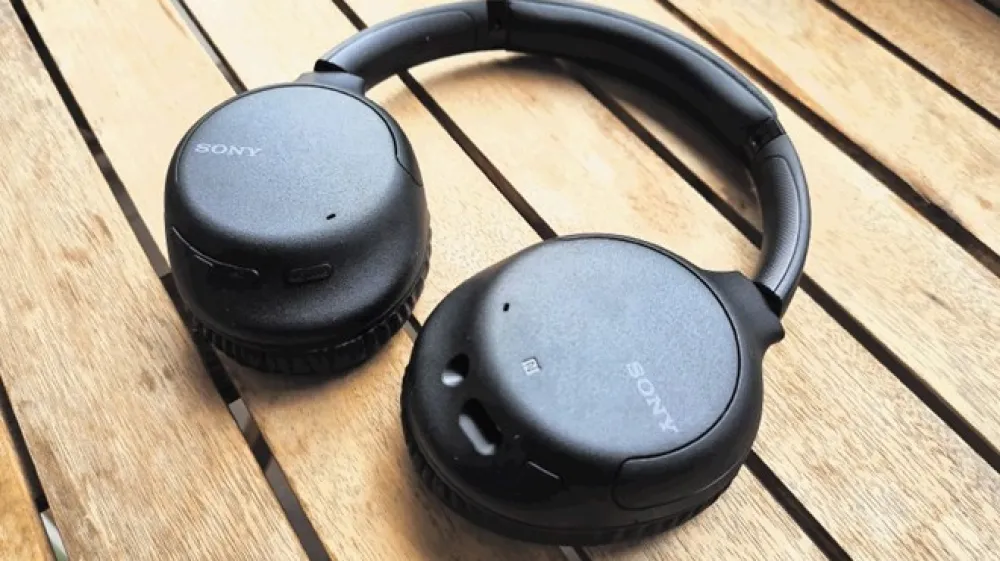 Slu&scaron;alke lahko z napravami z NFC povežete že z dotikom.