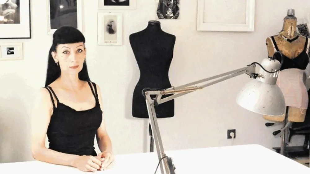 Dominika Monte ustvarja pod blagovno znamko Incognito Design.