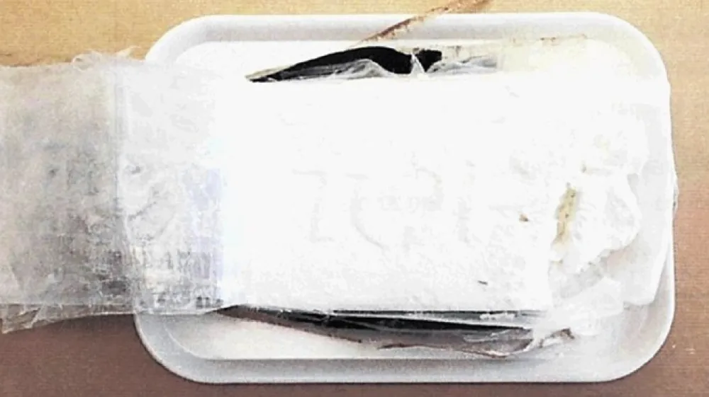 Zaseženo drogo bodo pregledali &scaron;e v Nacionalnem forenzičnem laboratoriju.