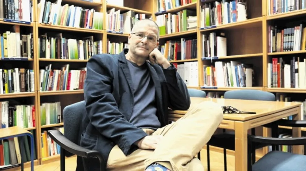 &raquo;Imamo nekaj založni&scaron;kih industrij &ndash; Danska, Finska, Nizozemska, &Scaron;vedska &ndash;, kjer so bili poslovni rezultati v prvih devetih mesecih tega leta enaki ali celo bolj&scaron;i kot v lanskem letu, in sicer zato, ker so ostale v vseh teh državah knjigarne odprte,&laquo; pravi Miha Kovač.