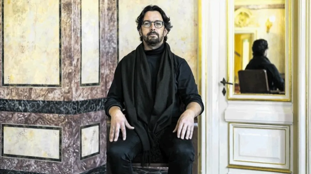 Marko Hribernik, novi umetni&scaron;ki vodja ljubljanske Opere: Ljubljansko Opero poznam že dolga leta, in ko sem premi&scaron;ljal o viziji dela kot umetni&scaron;ki vodja, sem razmi&scaron;ljal o evoluciji, ne revoluciji.