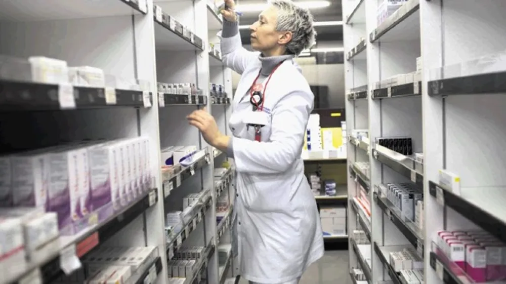 Osebni zdravniki bi lahko v prihodnje vitamin D pacientom, ki pridejo na pregled,  predpisovali precej pogosteje kot danes. A pojavljajo se tudi opozorila, da se pri teh ukrepih ne bi bilo dobro prenagliti.