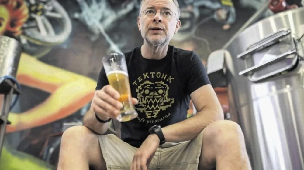 Marko Jamnik: &raquo;Pivo proizvajamo  z naravnim procesom, torej s fermentacijo, ki je zelo nežna, kar pomeni, da vsebuje malenkost alkohola.&laquo;