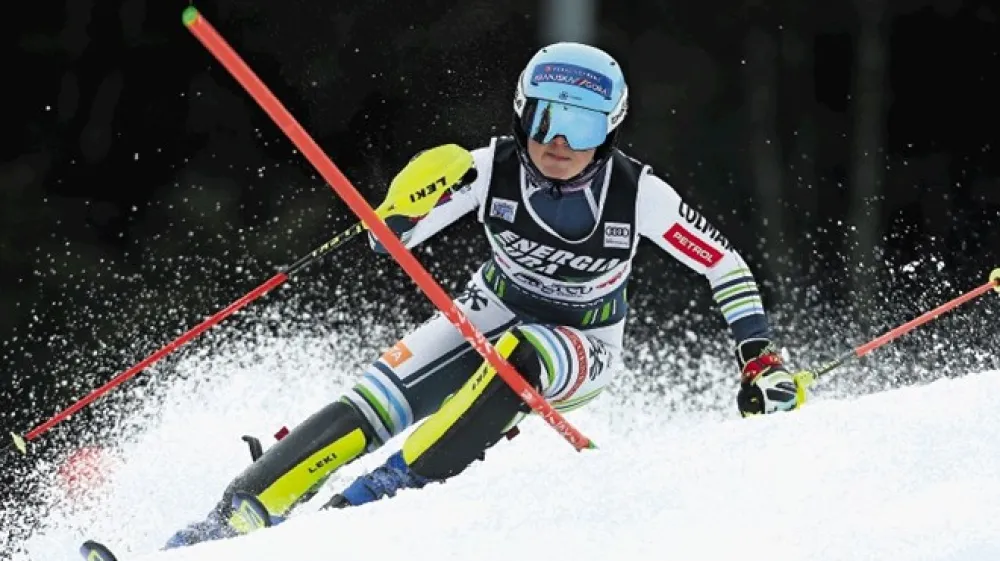 Meti Hrovat se sezona 2020/21 s prenovljeno ekipo za zdaj ne odvija po željah.