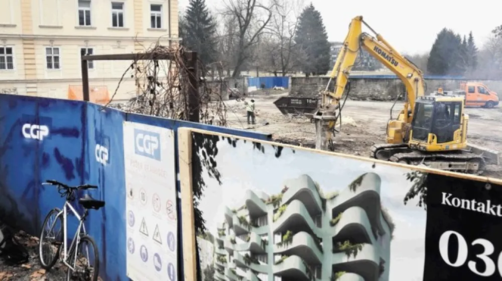 Stavba ob Ro&scaron;ki cesti bo elipsaste oblike.