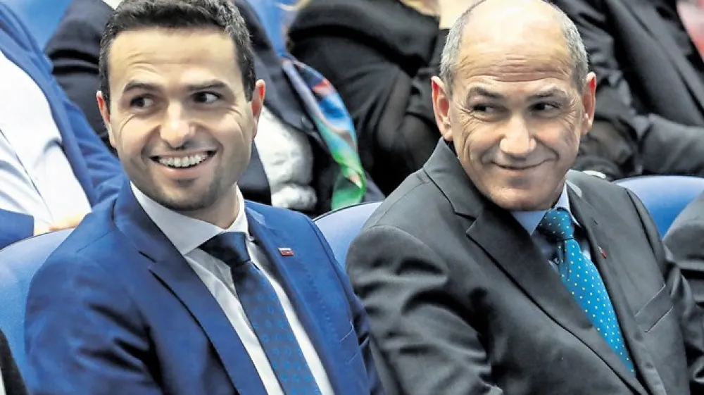 Nesojeni minister za zdravje Matej Tonin in samooklicani minister za zdravje Janez Jan&scaron;a Foto: Luka Cjuha