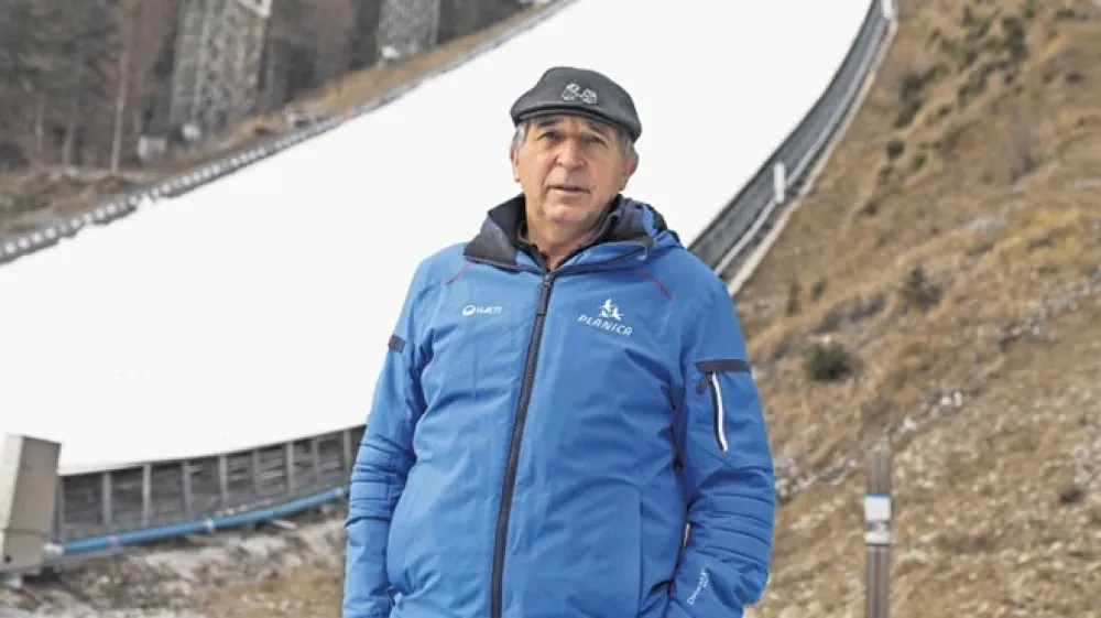 Jelko Gros: Če kje sli&scaron;ite &raquo;klobase&laquo;, da je treba &scaron;e kaj poglabljati ali na letalnici fino nastaviti za rekord, je to prodajanje tople vode. Ko zabetonira&scaron; geodetske točke in dobi&scaron; certifikat za uporabo, je to to. Dodatno telovaditi se ne da.