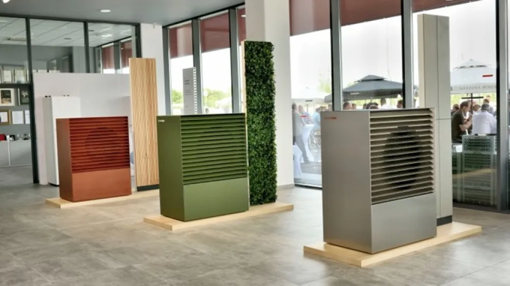 Na spletni strani kampanje je na voljo bon ugodnosti, ki ga je mogoče unovčiti ob menjavi starega ogrevalnega sistema na kurilno olje s Kronotermovo najsodobnej&scaron;o toplotno črpalko adapt.