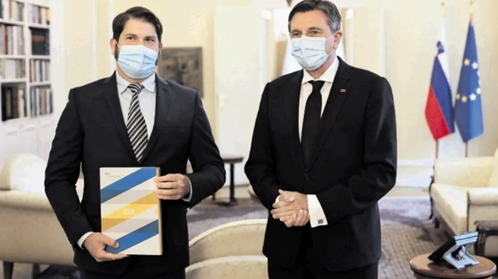 Miha Lobnik je za zdaj edini kandidat za ponovni petletni mandat zagovornika načela enakosti. Včeraj je predsedniku republike Borutu Pahorju predal poročilo o svojem delu v letu 2020.