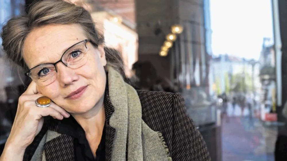 Jette Ostan Vejrup si bo kmalu nadela Bor&scaron;tnikov prstan.