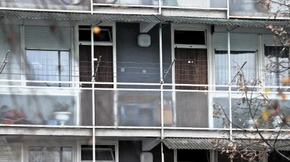 Upravne enote lastnikov nepremičnin ne vključijo v postopke in jih ne obve&scaron;čajo o podeljenih stalnih prebivali&scaron;čih na njihovi nepremičnini. Fotografija je simbolična.