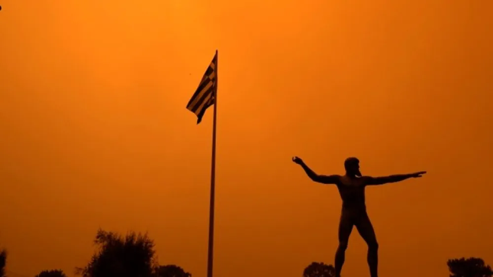 Te dni so se v Grčiji pojavili tudi uničujoči požari.