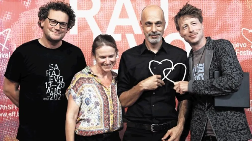 Srce Sarajeva za najbolj&scaron;i film je prejel celovečerni igrani film Grosse Freiheit režiserja Sebastiana Meiseja,   Georg Friedrich za vlogo v filmu pa je prejel nagrado za najbolj&scaron;ega igralca.