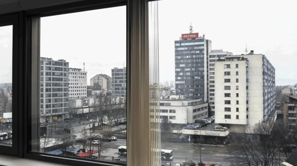 Petrol se še ni odločil za gradnjo nove poslovne stavbe, medtem ko Mol gradi najvišjo stavbo v Budimpešti.