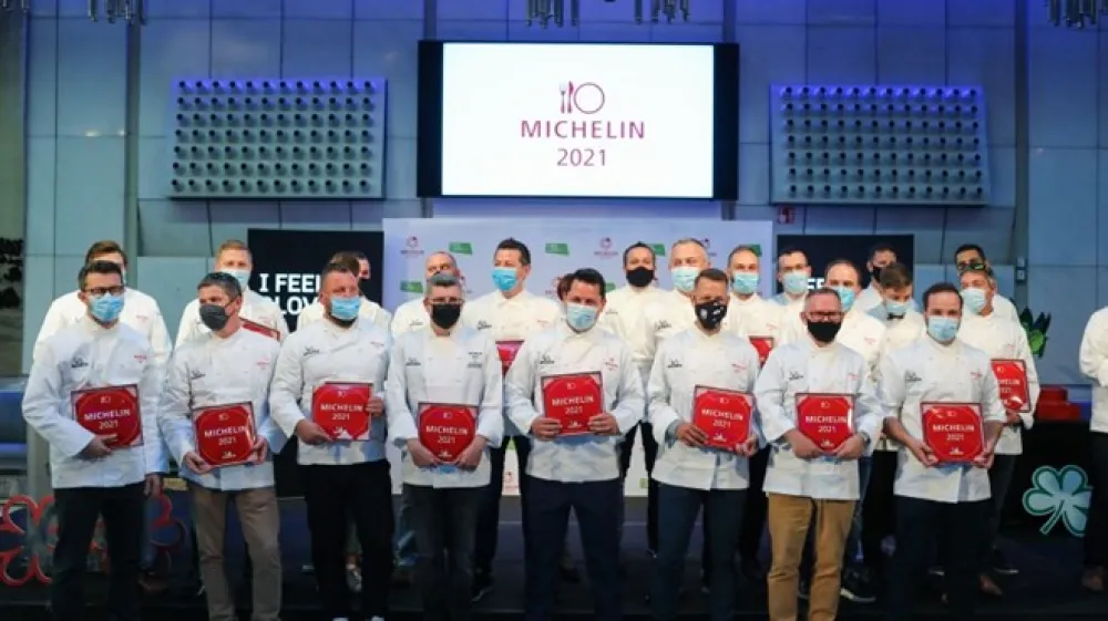 Michelinove zvezdice Slovenija. Svetovno znani kulinarični vodnik Michelin je danes drugo leto zapored razglasil slovenske prejemnike Michelinove zvezdice.