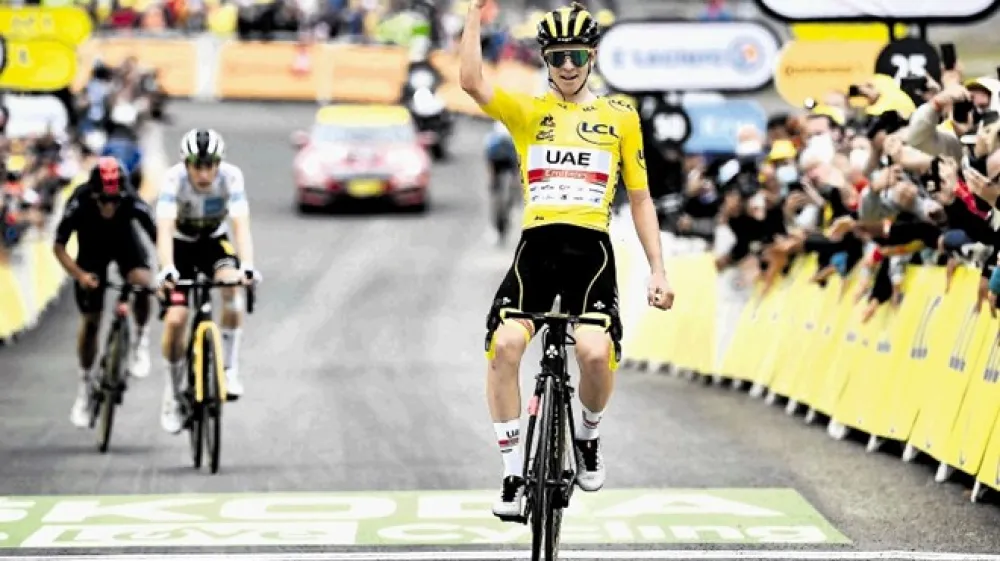 Slovenski kolesarski as Tadej Pogačar (UAE Team Emirates) je prejemnik leto&scaron;nje prestižne nagrade zlato kolo,