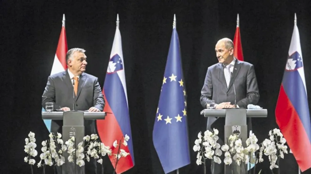 Premierja Janša in Orban sta v Lendavi podpisala sporazum, ki naj bi omogočil, da bo za  projekte  porabskih Slovencev v petih letih na obeh straneh meje na voljo kar 50 milijonov evrov.