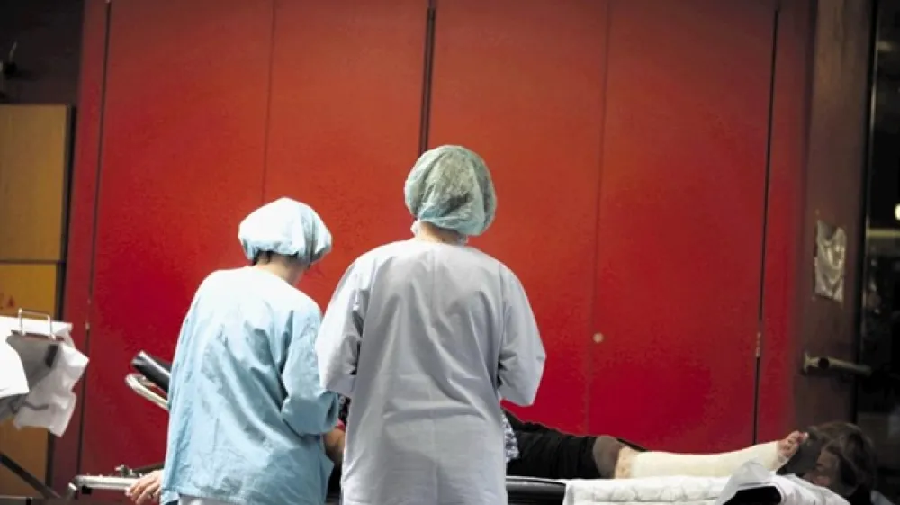 Posodabljanje nujne pomoči je  obstalo. Posledice so vidne  v urgentnih centrih, kjer si želijo delati le redki mladi strokovnjaki.