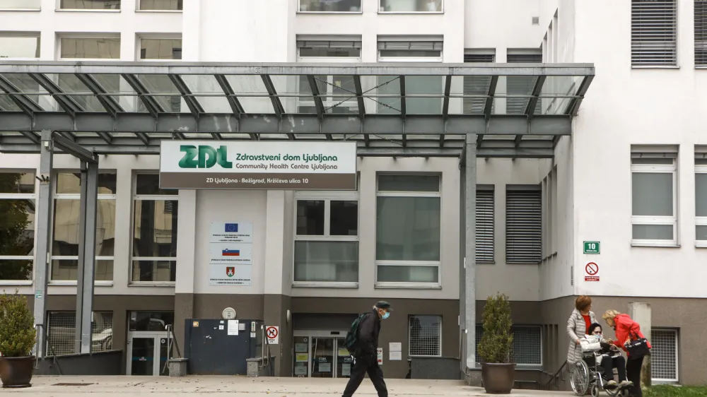 - 08.10.2021 - Zdravstveni dom Ljubljana ZD Beigrad, Kričeva ulica 10   //FOTO: Luka Cjuha.