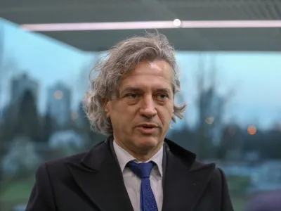 predsednik Gibanje Svoboda dr. Robert Golob- 28.03.2022 – Parlamentarne volitve 2022 – televizijsko soočenje predsednikov parlamentarnih strank na POP TV //FOTO: Luka Cjuha