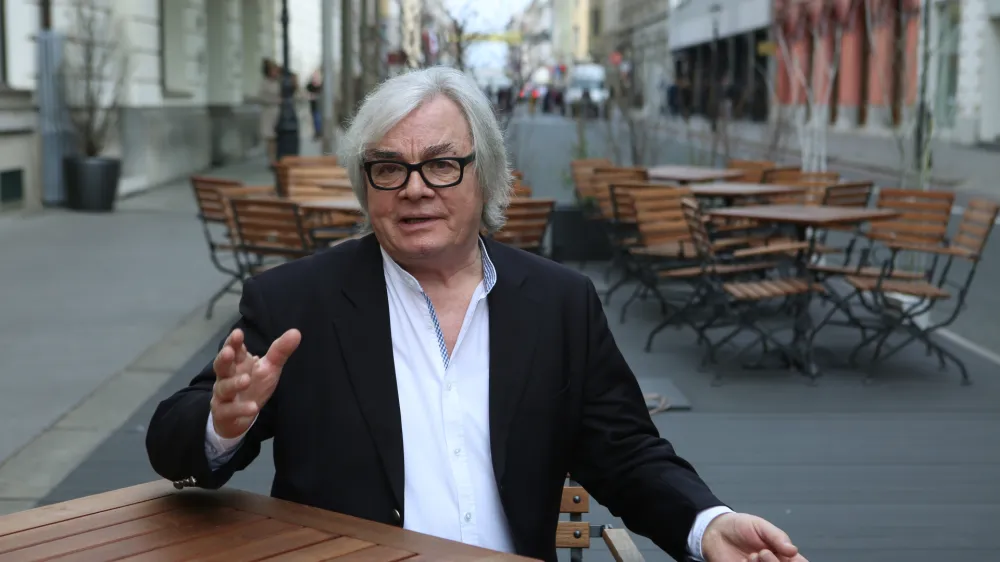 - 23.02.2017 - Lado Leskovar, legendarni pevec zabavne glasbe ob 75 rojstnem dnevu in 60-letnici svojega glasbenega delovanja napoveduje veliki gala koncert v Cankarjevem domu. //FOTO: Toma Skale