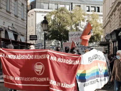 Nagrada občinstva za film Izginjanje režiserke Andrine Mračnikar na graškem Diagonalu in avtorizirane fotografije. <br>Prosimo za dosledno navajanje avtorstva fotografij.<br><br>Za objave in sodelovanje se vam že v naprej lepo zahvaljujemo. <br>