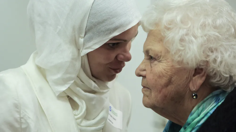 Faila Paič Biič, Ivanka Janković- 25.04.2014 - Kongres Pozitivna Slovenija (PS) - volilni kongres za novega predsednika stranke med dosedanjo predsednico vlade Alenko Bratuek in ljubljanskim upanom ter ustanoviteljem stranke Zoranom Jankovićem.    //FOTO: Jaka Gasar