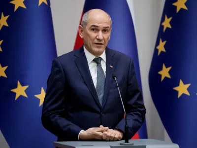 Maribor, Urad vlade RS za demografijo.<br>Odprtje sedeza Urada vlade RS za demografijo.<br>Predsednik vlade Janez Jansa.