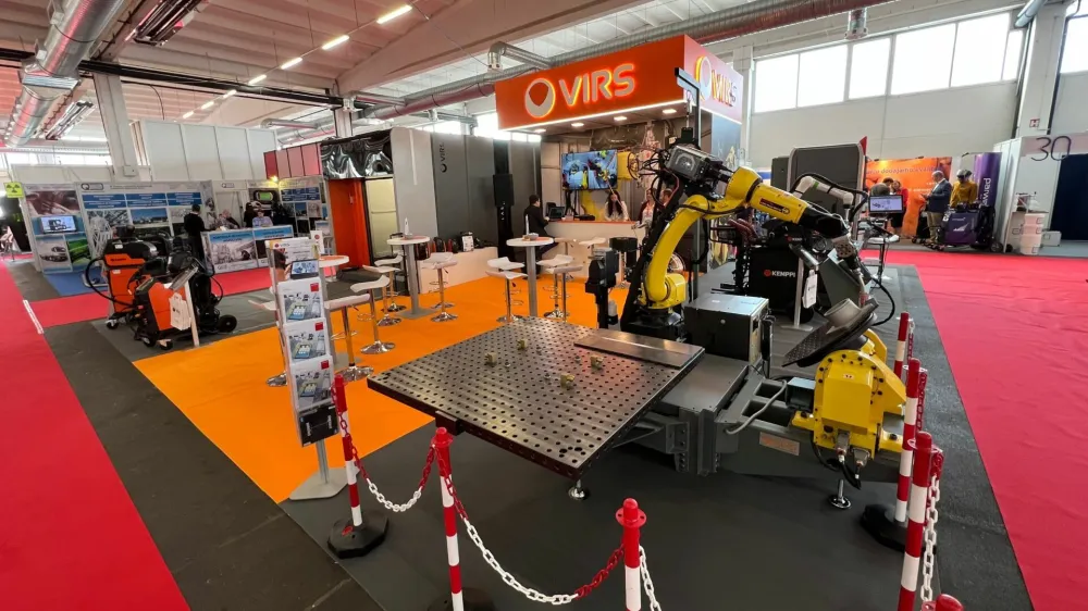 Virs je za projekt laserskega robotskega varjenja na industrijskem sejmu v Celju prejel zlato priznanje. (Foto: Virs)