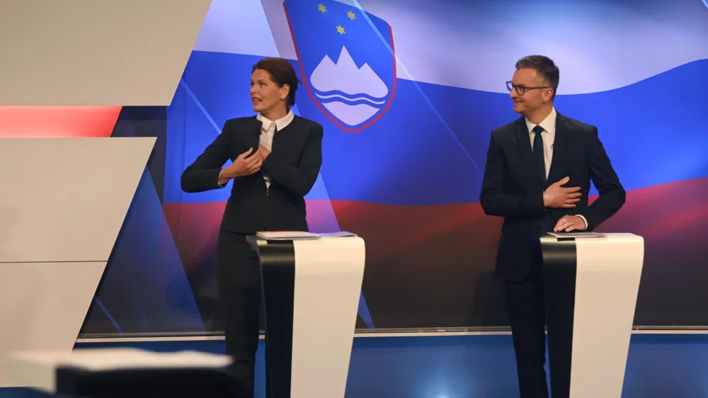 Ljubljana, POP TV.<br>Soocenje pred parlamentarnimi volitvami na POP TV.<br>Alenka Bratusek (SAB) in Marjan Sarec (LMS).