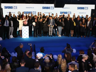 Volilni štab Gibanje SVOBODA<br><br>- 24.04.2022 – Parlamentarne volitve 2022 - Volitve devetega sklica Državnega zbora Republike Slovenije - druge redne državnozborske volitve po letu 2008 <br><br><br>//FOTO: Luka Cjuha