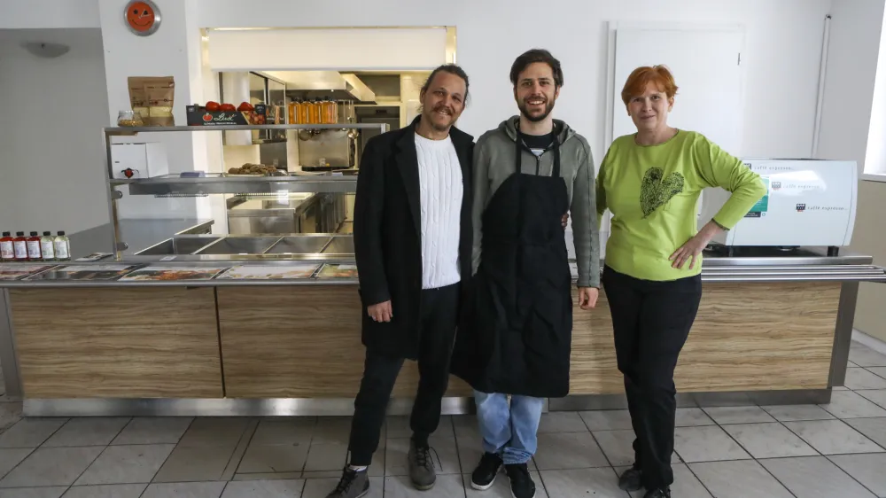 25.4.2022 - zavod Pod Strehco, Zalo&scaron;ka 42.Foto: Luka Cjuha