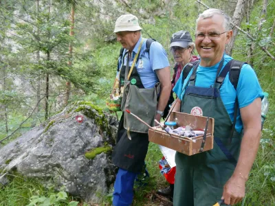 Markacisti PZS stalno nadzorujejo planinske poti, ki so v skrbništvu njihovih planinskih društev.
