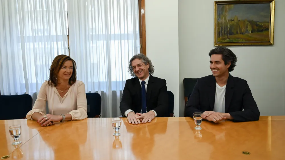 predsednik stranke Gibanja Svoboda in mandatar Robert Golob,predsednica SD Tanja Fajonkoordinator Levice Luka Mesec - 06.05.2022 - koalicijska pogajanja za sestavo 15. slovenske vlade - zmagovalka volitev Gibanje Svoboda s koalicijskima partnericama, SD in Levico - odločali o končnem &scaron;tevilu ministrstev in razdelitvi resorjev //FOTO: Nik Erik Neubauer