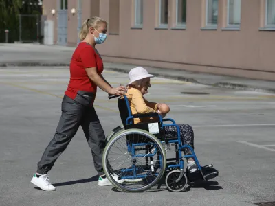   - 14.07.2020 - DEOS Center starej&scaron;ih Notranje Gorice - zasebni socialnovarstveni zavod - dom starostnikov  //FOTO: Luka Cjuha.
