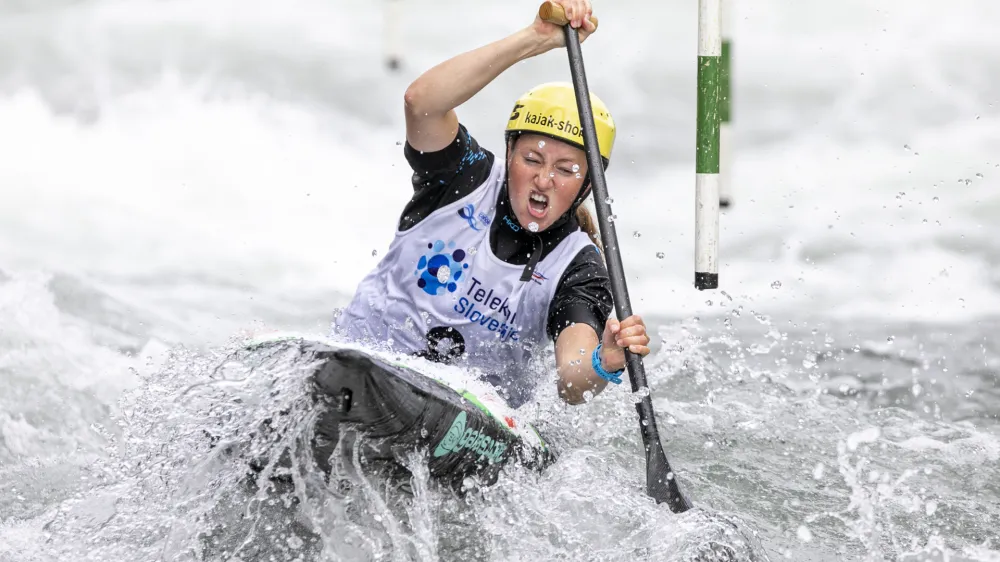Hočevar Eva Alina- 16.08.2020  Tacen - kajak / kanu - ECA evropski pokal v slalomu na divjih vodah - tekmi članskega slovenskega pokala HSE v slalomu in prvi izbirni tekmi za sestavo reprezentance - //FOTO: Matja Rut