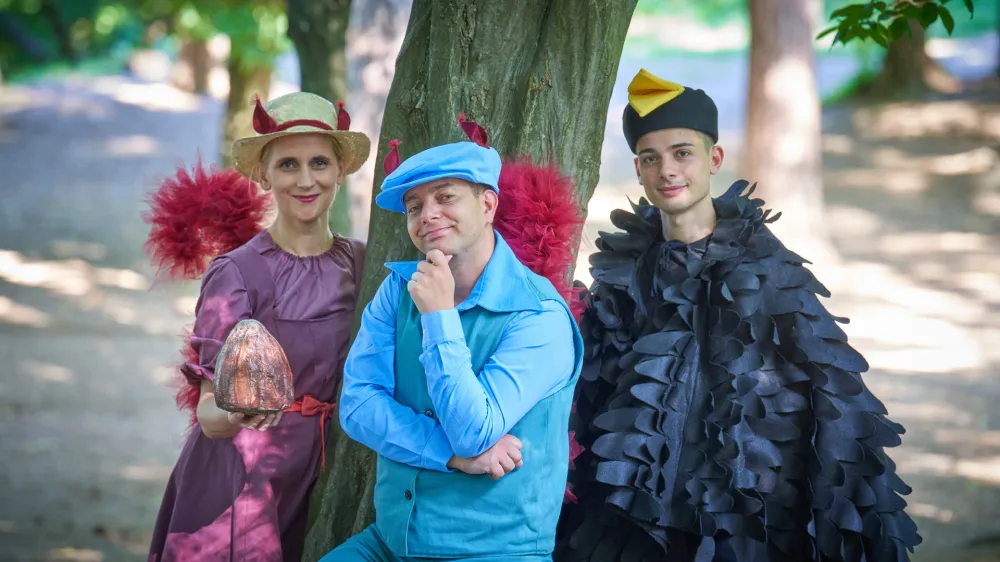 Akterji otro&scaron;ke opere Veveriček posebne sorte: sopranistka Katja Konvalinka, tenorist Klemen Torkar in baritonist Marko Erzar
&nbsp;