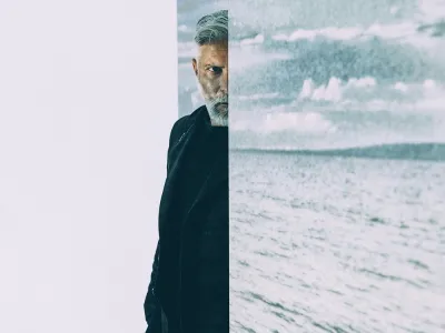 Igralec Sebastian Cavazza se bo v monodramskem projektu Shakespeare navezal na komično uspešnico angleškega igralca in dramatika Stevena Berkoffa, v kateri je ta obdelal različne Shakespearove negativne like.