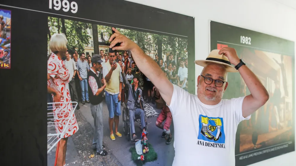 Goro Osojnik, umetniški vodja festivala Ana Desetnica: Že od začetkov festivala govorimo o urbanem žuru &ndash; odpiramo in raziskujemo nove prostore, upamo si oditi nekam na novo.&nbsp;