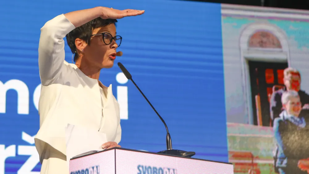 Marta Kos- 24.04.2022 &ndash; Parlamentarne volitve 2022 - Volitve devetega sklica Državnega zbora Republike Slovenije - druge redne državnozborske volitve po letu 2008  //FOTO: Luka Cjuha