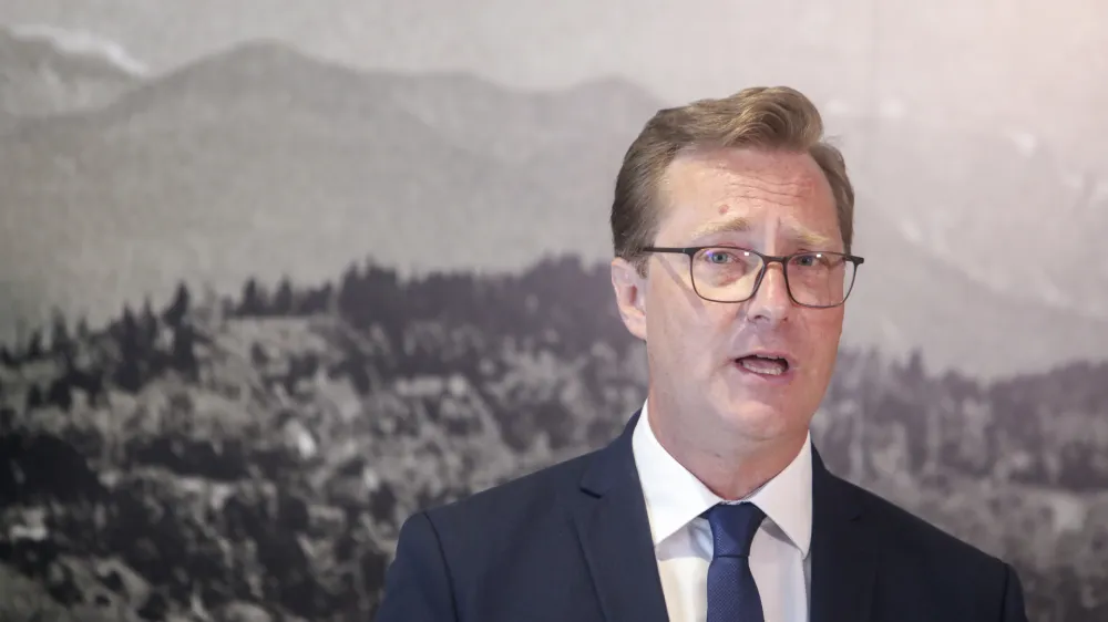 Vladimir Prebilič, kandidat za predsednika republike - 07.07.2022 - Predsedni&scaron;ke volitve 2022 &ndash; predstavitev kandidature kočevskega župana Vladimirja Prebiliča za predsednika republike //FOTO: Jaka Gasar