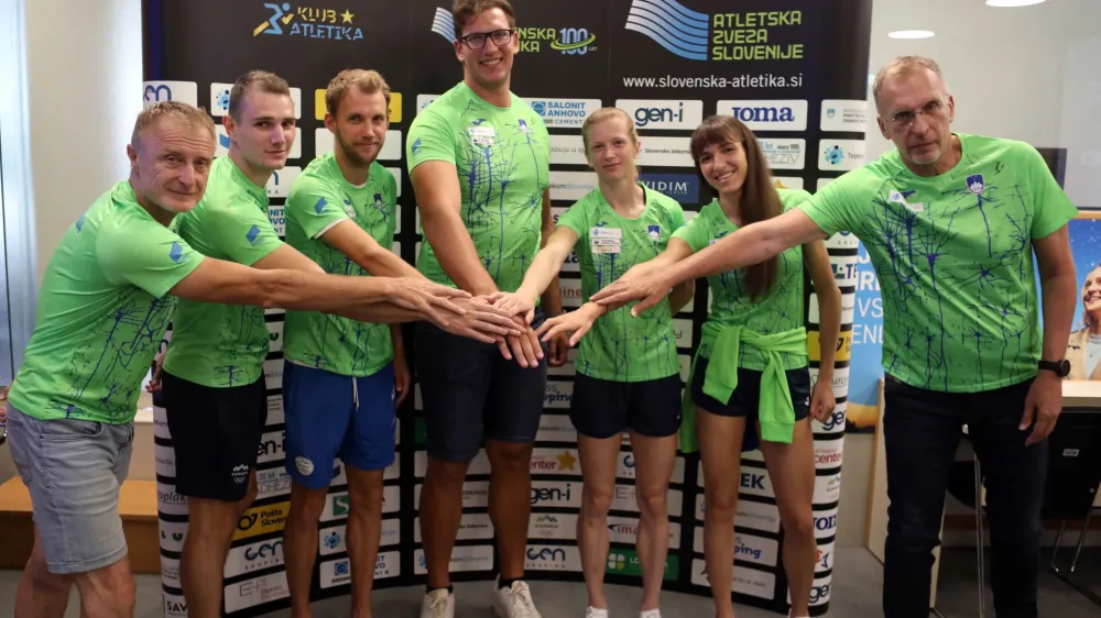 - 04.07.2022 – Atletska zveza Slovenije (AZS) – atletska reprezentanca pred odhodom na 18. svetovno prvenstvo na prostem v Oregon, atleti//FOTO: Tomaž Skale