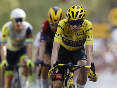 Cycling - Tour de France - Stage 19 - Castelnau-Magnoac to Cahors - France - July 22, 2022 Jumbo - Visma's Jonas Vingegaard crosses the finish line after stage 19 REUTERS/Gonzalo Fuentes